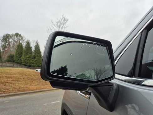 Used 2025 GMC Sierra 1500 Denali w/ Denali Reserve Package image 5