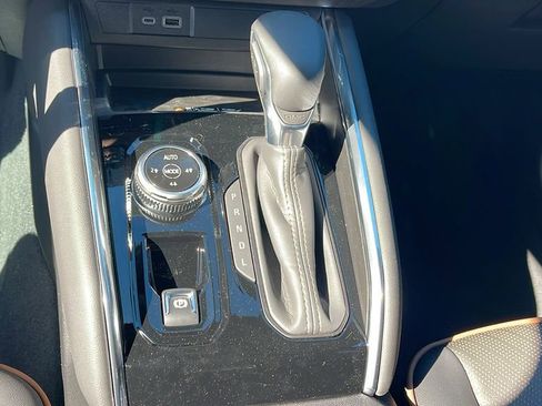 New 2026 GMC Canyon AT4 w/ Technology Plus Package AWD/4WD image 22