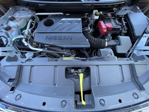 Used 2025 Nissan Rogue SV FWD image 38