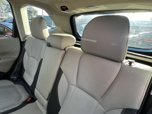 Used 2020 Subaru Forester Limited image 33