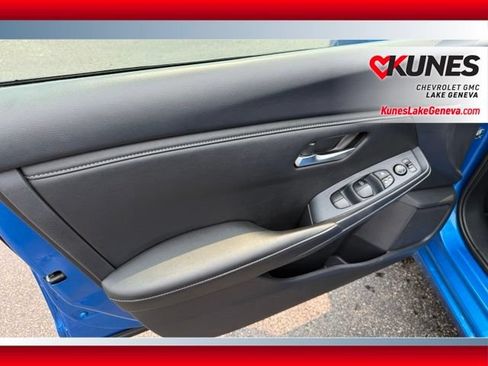 Used 2024 Nissan Sentra SV FWD image 12