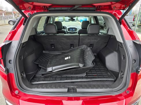 Used 2022 GMC Terrain SLT w/ Infotainment Package II image 47