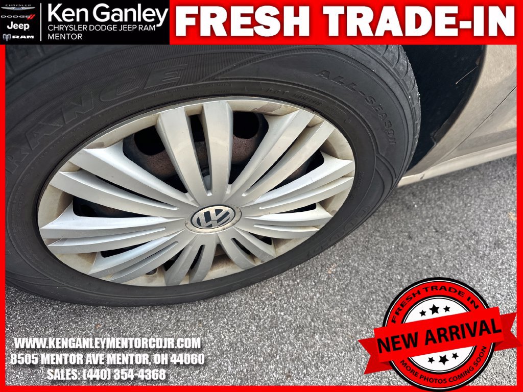Used 2015 Volkswagen Passat 1.8T S FWD image 5