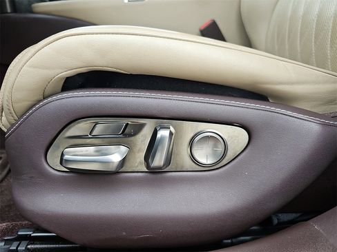 Used 2018 Lexus LS 500 AWD image 29