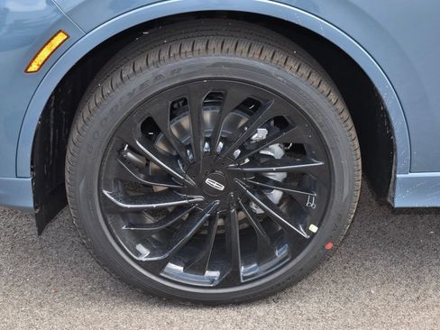 New 2026 Lincoln Aviator Reserve w/ Jet Appearance Package RWD image 40