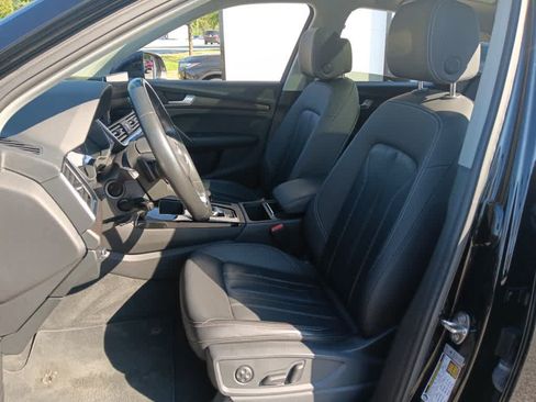 Used 2021 Audi Q5 2.0T Premium w/ Convenience Package AWD/4WD image 8