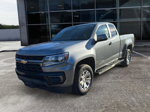 Used 2021 Chevrolet Colorado LT w/ Fleet Safety Package image 3