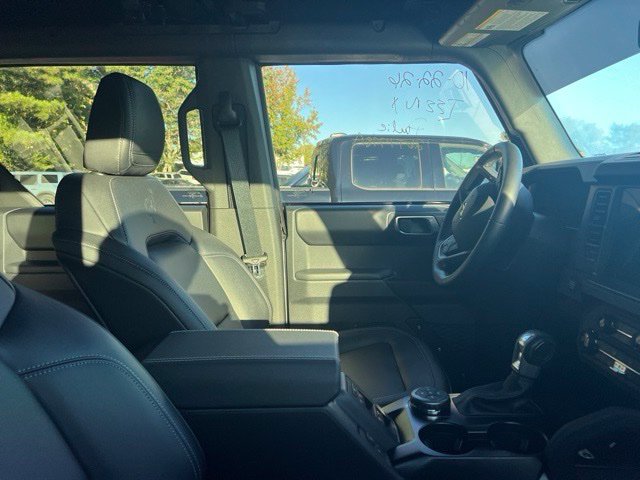 Used 2025 Ford Bronco Badlands AWD/4WD image 12