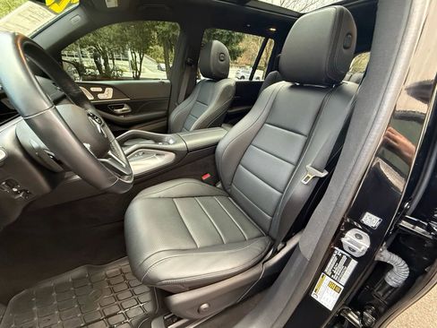 Used 2023 Mercedes-Benz GLS 450 GLS 450 4MATIC Sport Utility 4 image 17