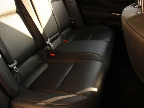 Used 2024 Toyota Crown image 22