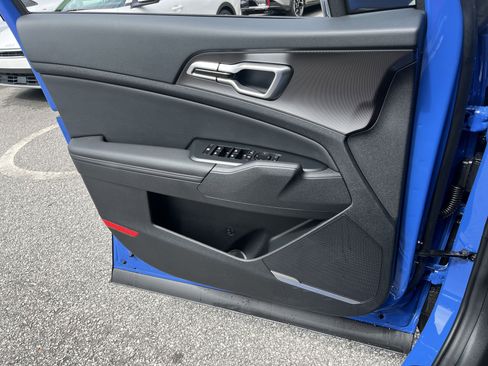 New 2026 Kia Sportage EX w/ EX Panorama Roof Package image 18