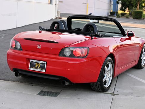 Used 2000 Honda S2000 image 8