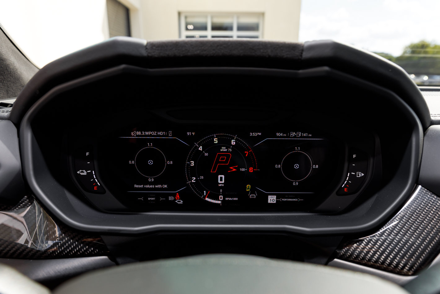 Used 2025 Lamborghini Urus S AWD/4WD image 34
