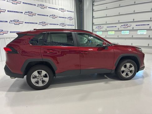 Used 2025 Toyota RAV4 XLE AWD/4WD image 6