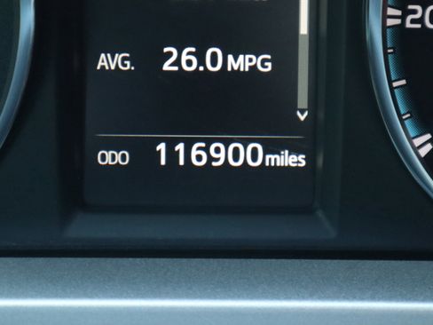 Used 2016 Toyota RAV4 XLE image 19