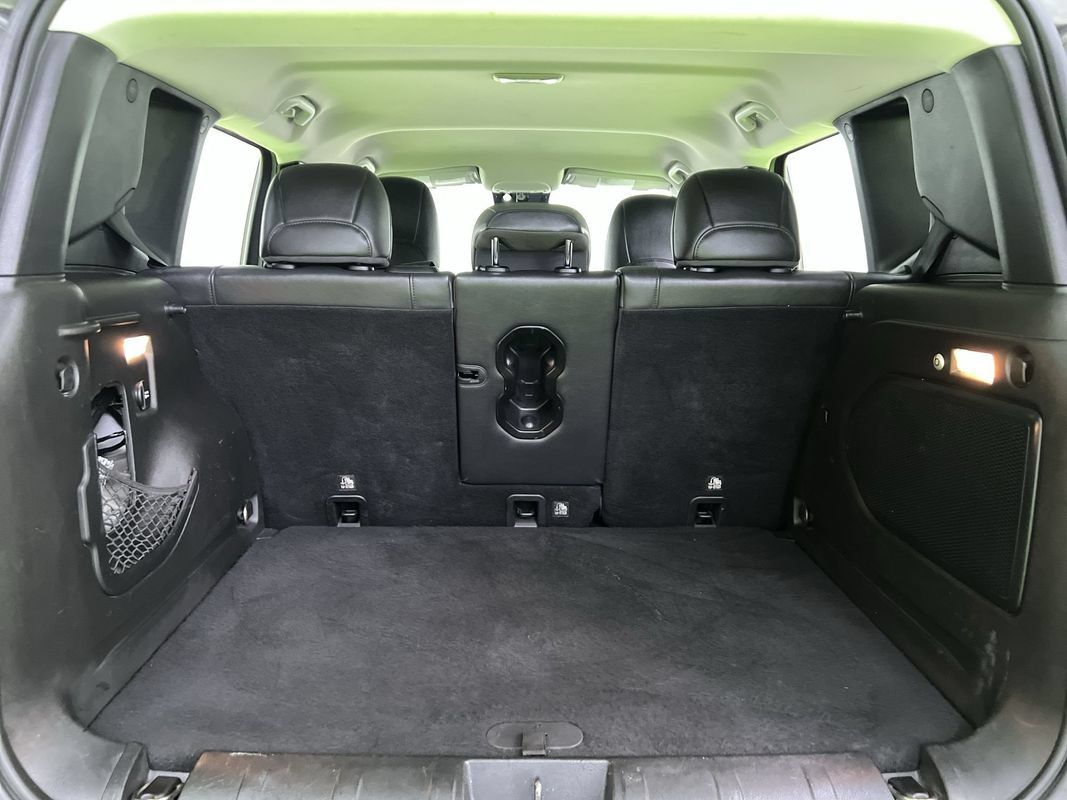 Used 2016 Jeep Renegade Trailhawk w/ Premium Trailhawk Package AWD/4WD image 25