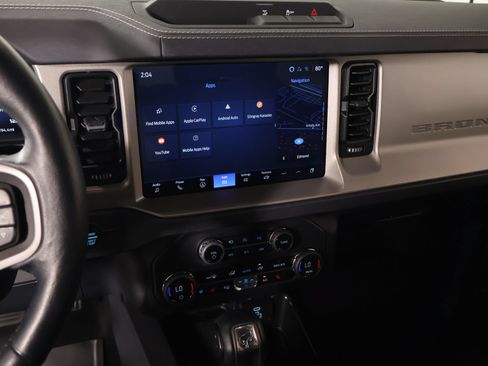 Used 2025 Ford Bronco Outer Banks AWD/4WD image 5