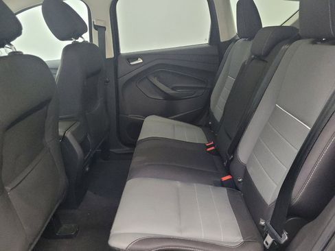 Used 2015 Ford Escape SE image 18