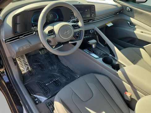 New 2026 Hyundai Elantra SEL Sport image 19