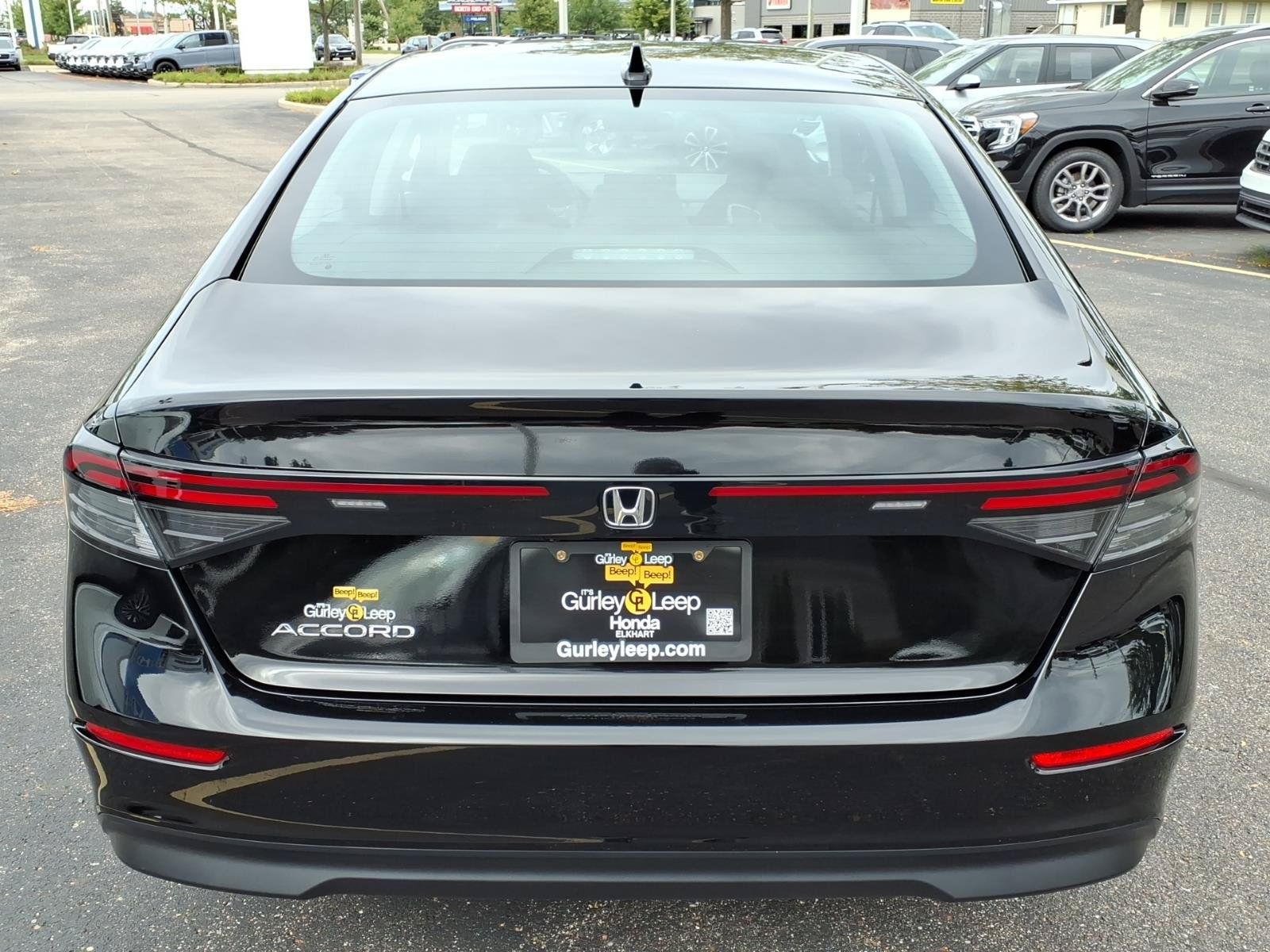 Used 2024 Honda Accord EX image 11