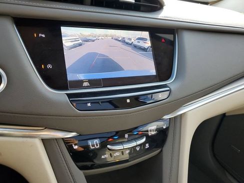 Used 2021 Cadillac XT5 Premium Luxury w/ LPO, Floor Liner Package AWD/4WD image 27