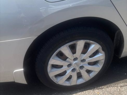 Used 2015 Nissan Sentra S FWD image 5