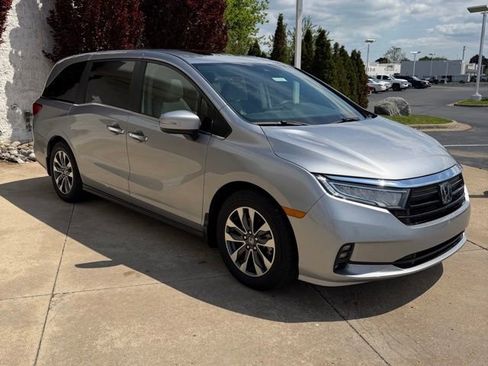 Used 2023 Honda Odyssey EX-L image 7