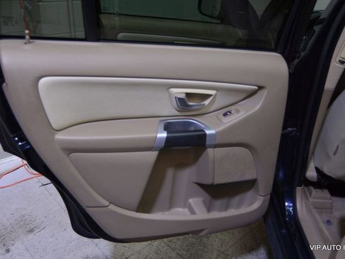 Used 2011 Volvo XC90 3.2 image 9