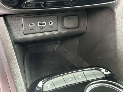 Used 2022 Buick Encore GX Select FWD image 20