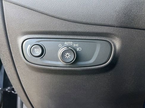 Used 2024 Chevrolet Equinox LT image 29