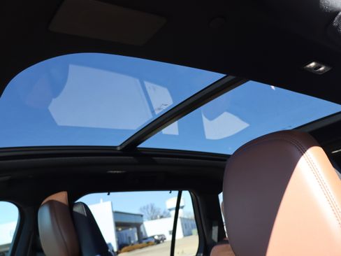 Used 2022 Lincoln Aviator Reserve w/ Equipment Group 201A image 26