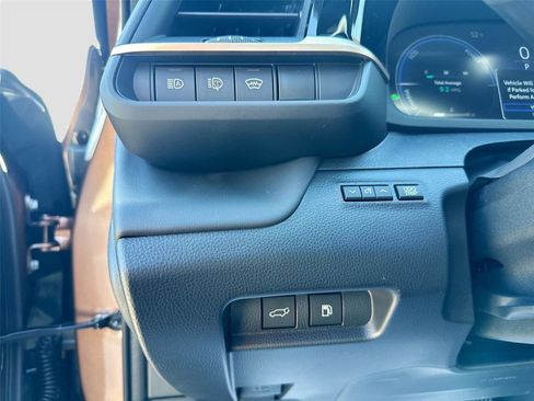 New 2026 Toyota Crown Signia Limited image 14