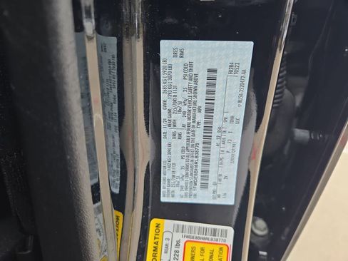 Used 2024 Ford Bronco Outer Banks AWD/4WD image 34