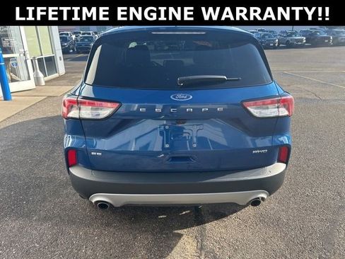 Used 2022 Ford Escape SE image 6