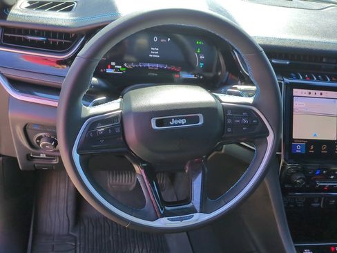 Used 2023 Jeep Grand Cherokee Trailhawk w/ Advanced Protech Group II image 17