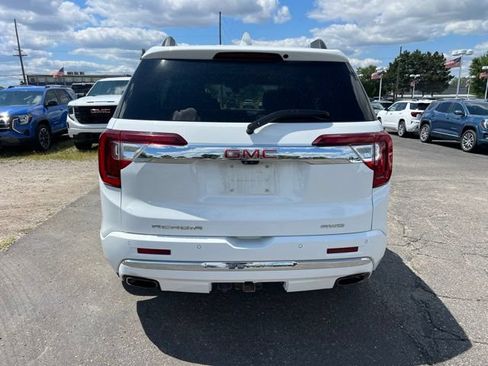 Used 2021 GMC Acadia Denali w/ Denali Ultimate Package AWD/4WD image 6