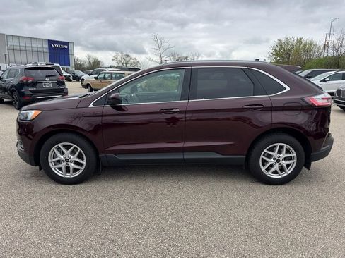 Used 2024 Ford Edge SEL w/ Convenience Package AWD/4WD image 2
