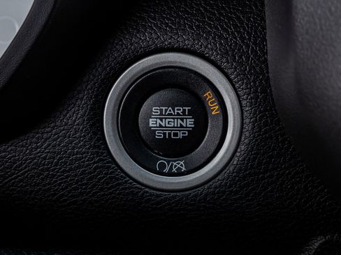 Used 2022 RAM 3500 Laramie image 22