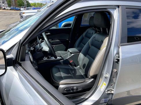 Used 2024 Chevrolet Trax ACTIV w/ Driver Confidence Package FWD image 10
