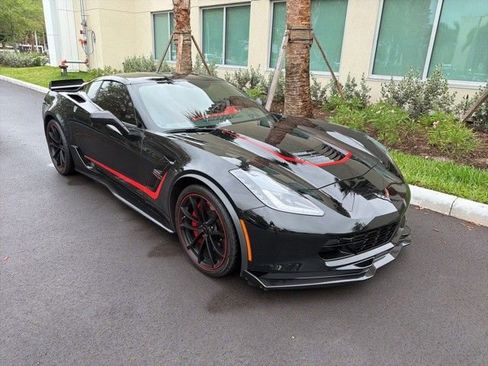 Used 2018 Chevrolet Corvette Grand Sport image 2