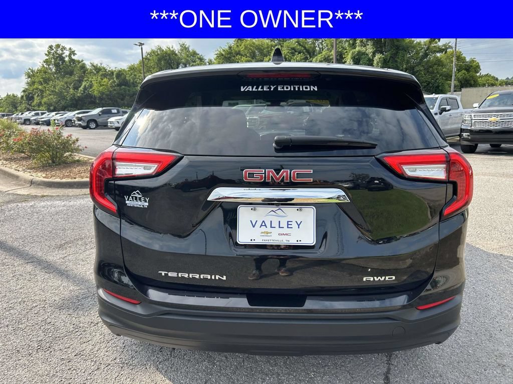 Used 2024 GMC Terrain SLE AWD/4WD image 5