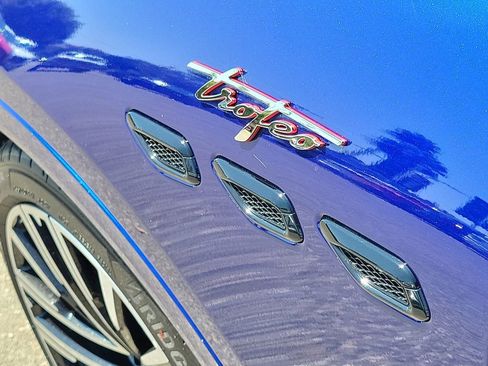 New 2024 Maserati Grecale Trofeo image 21