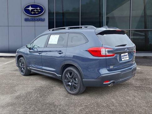 Certified 2025 Subaru Ascent Bronze Edition w/ Popular Package #2 image 4