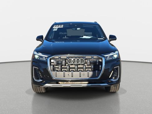 Certified 2025 Audi Q7 3.0T Premium Plus w/ Premium Plus Package image 2