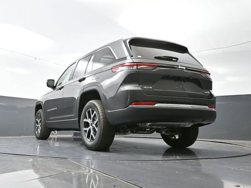 New 2025 Jeep Grand Cherokee Limited w/ Luxury Tech Group II image 52