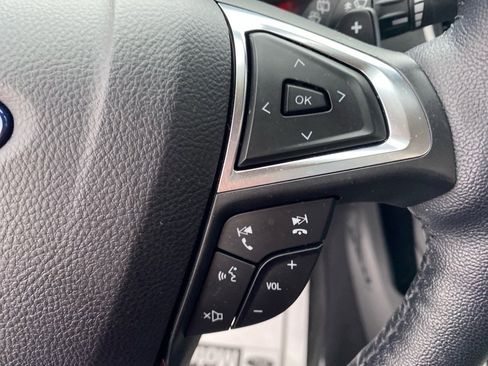 Used 2024 Ford Edge SEL w/ Convenience Package image 16