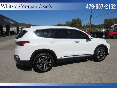 Used 2019 Hyundai Santa Fe FWD image 17