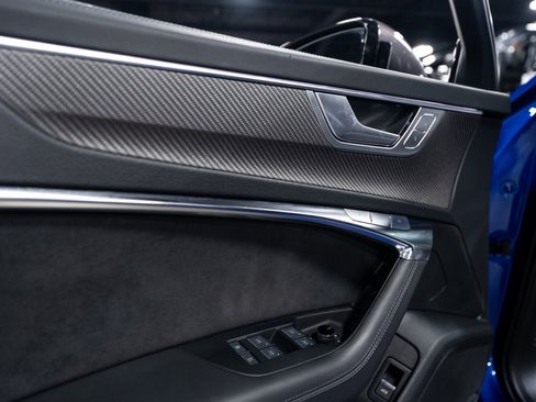 Used 2023 Audi RS 6 image 44