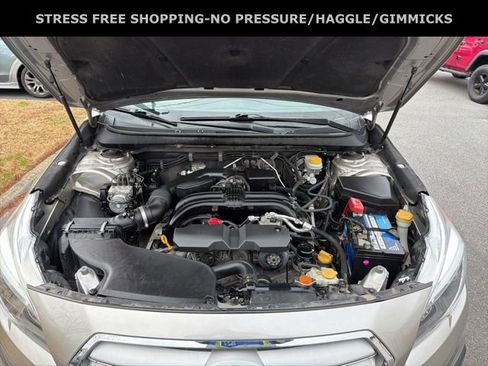 Used 2016 Subaru Outback 2.5i Premium image 10