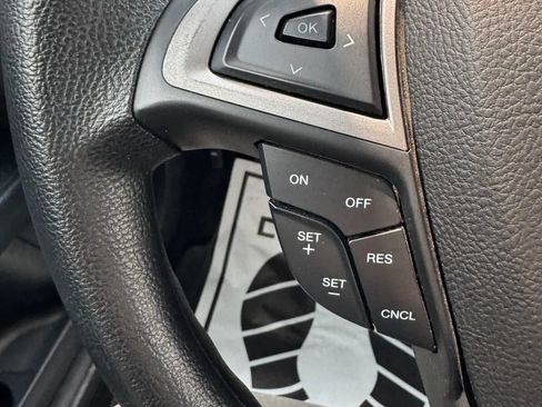 Used 2020 Ford Fusion SE FWD image 45